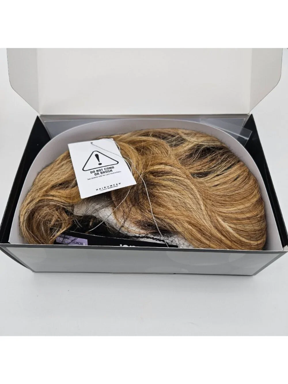 Hairdo Wig Courtside Waves Rooted Ginger Blonde/Med Gold Blonde SS25 Average NWT